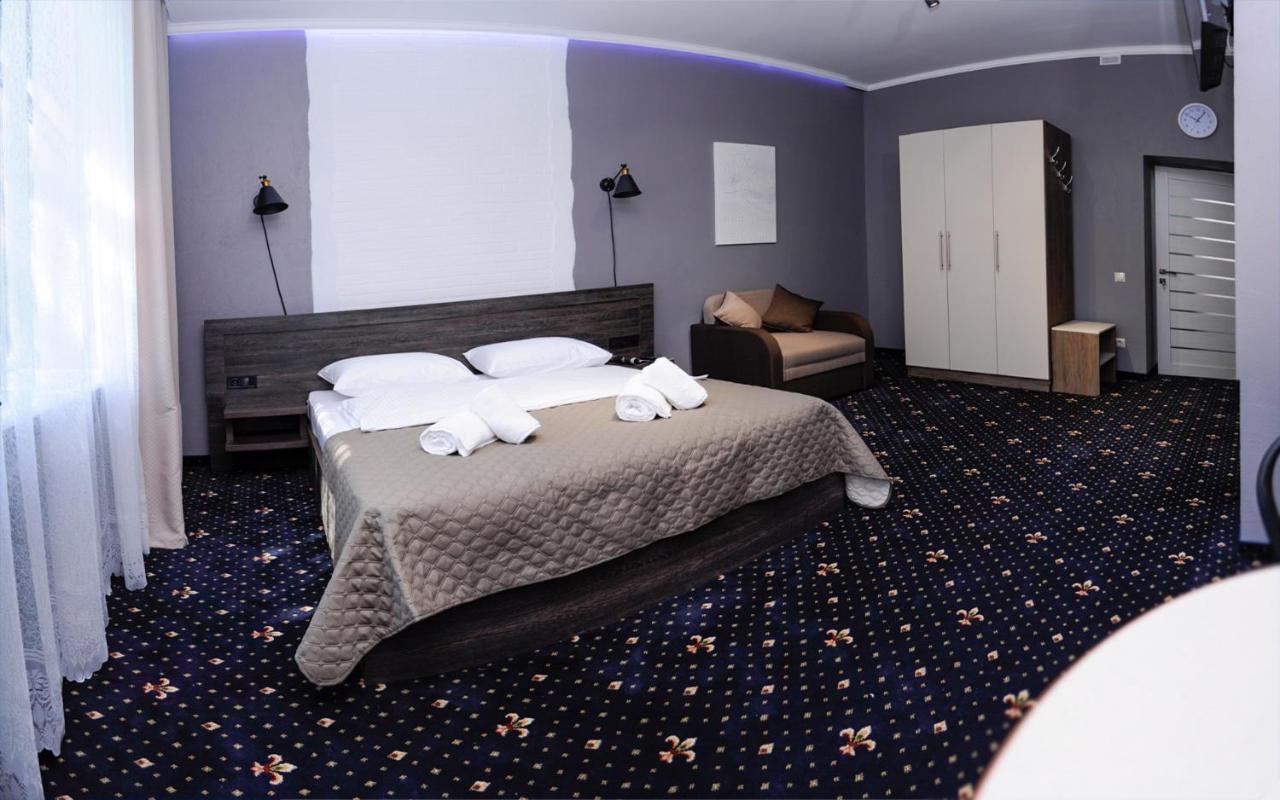 Aparthotel Luxury.Ap Iwano-Frankiwsk Exterior foto